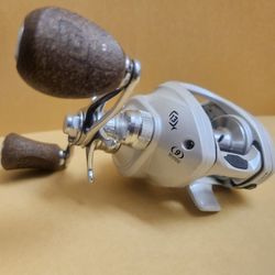 13 Fishing Concept C Baitcast Reel (Gen 1 White) – 6.6:1 Ratio – RARE LH (Upgraded + 4 Extra Vican Bearings)
