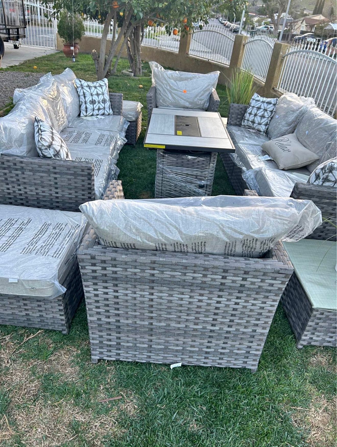 Brand New Patio Outdoor Furniture Set With Fire Pit