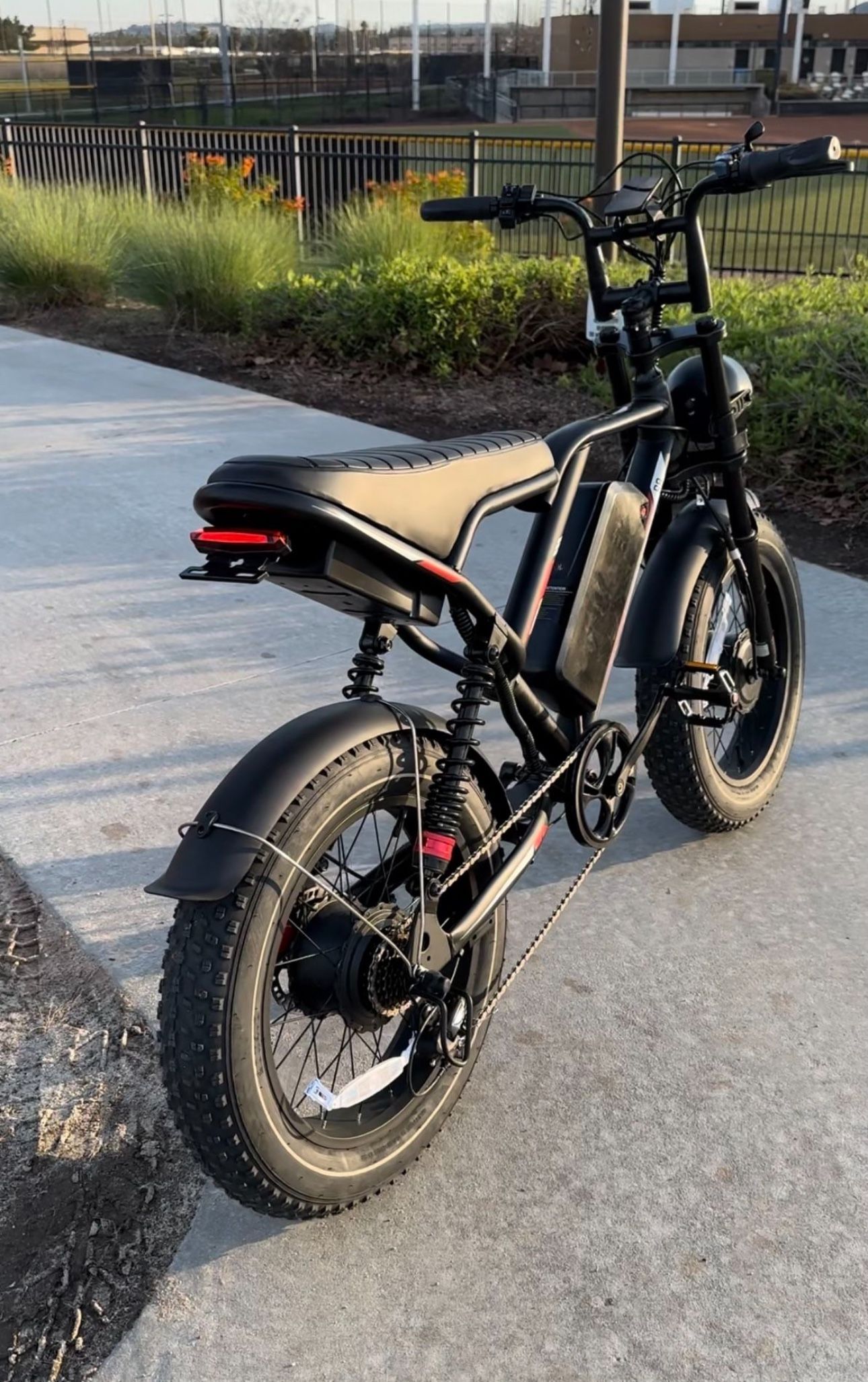 New! 2000 W, Electric Bike, Dual Motor, 3MPH, Full Suspension, 2 Riders, Free Delivery + lock! 🔐