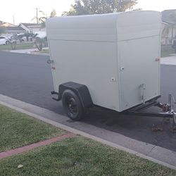 Utility Trailer Inclosed