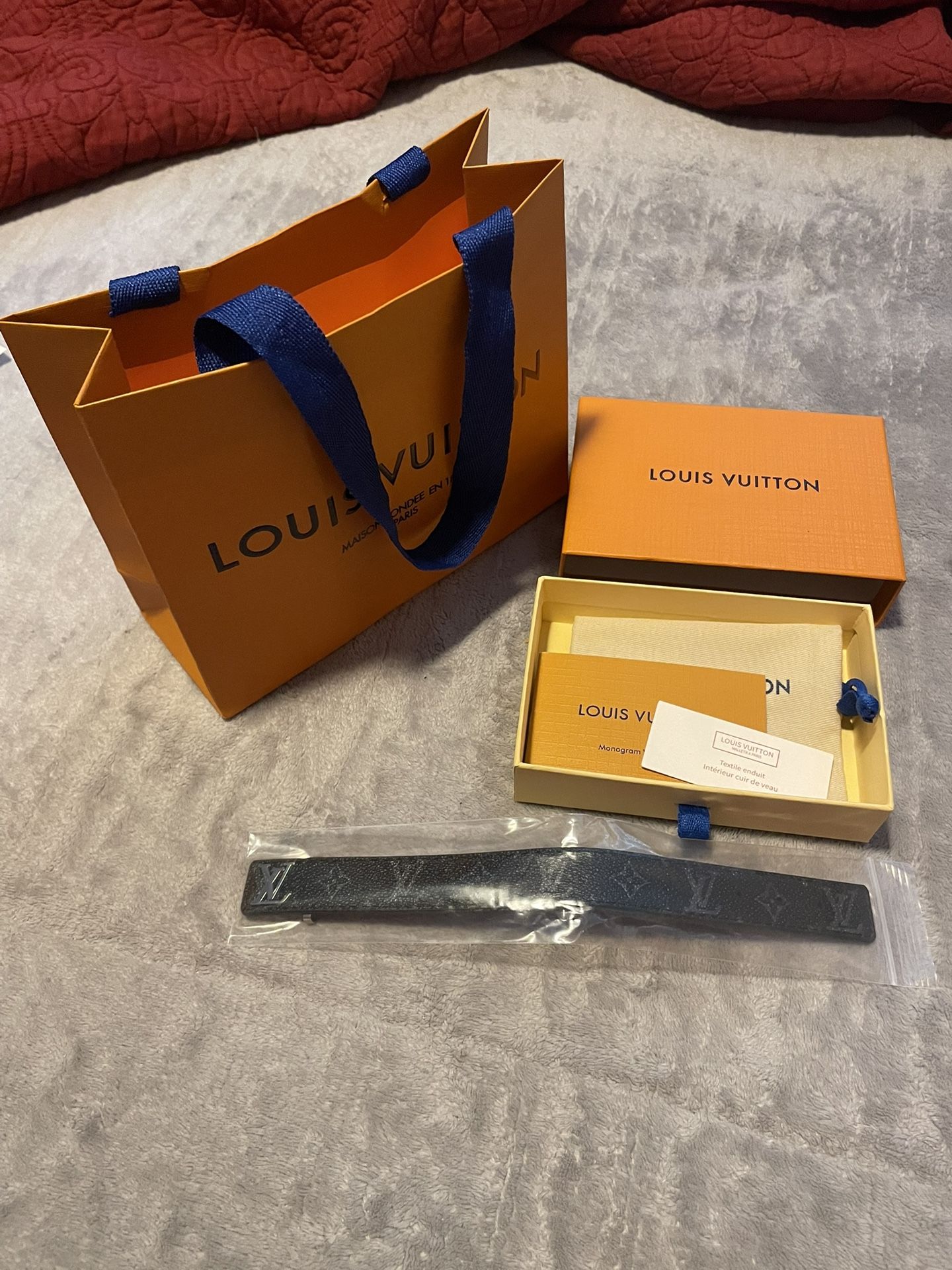 LV Slim Bracelet 