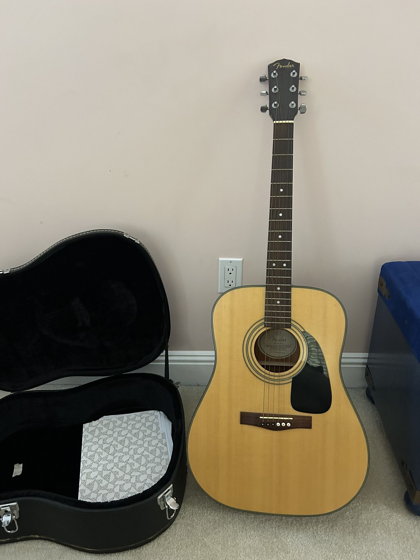 Fender Acoustic Guitar 