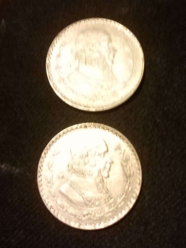 1962 Silver Un Peso *2