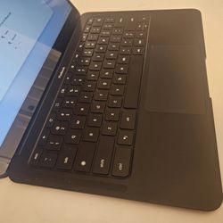 Google pixelbook Chromebook i5 1.3ghz 16gb Ram  128gb Chrome OS 13" Touchscreen 
