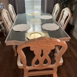 Dining Room Table 6 Chairs 