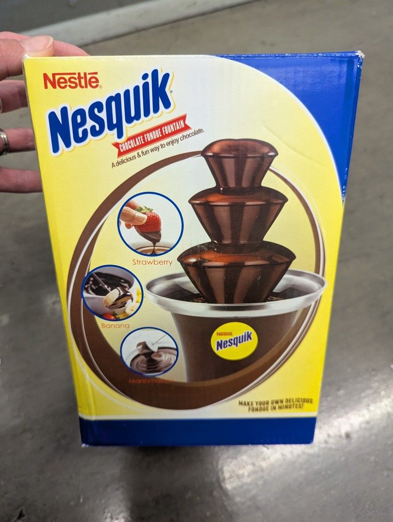Nesquik 3 Tier Chocolate Fondue Fountain Kids Party Dessert Strawberry Romantic Date Birthday Baby Shower Kit Ice Cream Melted Cocoa Camping