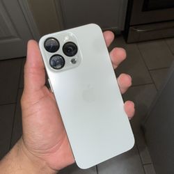 iPhone 15 Pro Max 256 GB Unlocked 