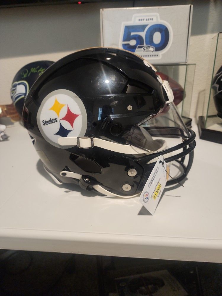 Steelers 2023 Game Used Axiom Helmet