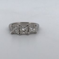 Platinum 1.71ct 3  Diamonds Ring Size 5.5