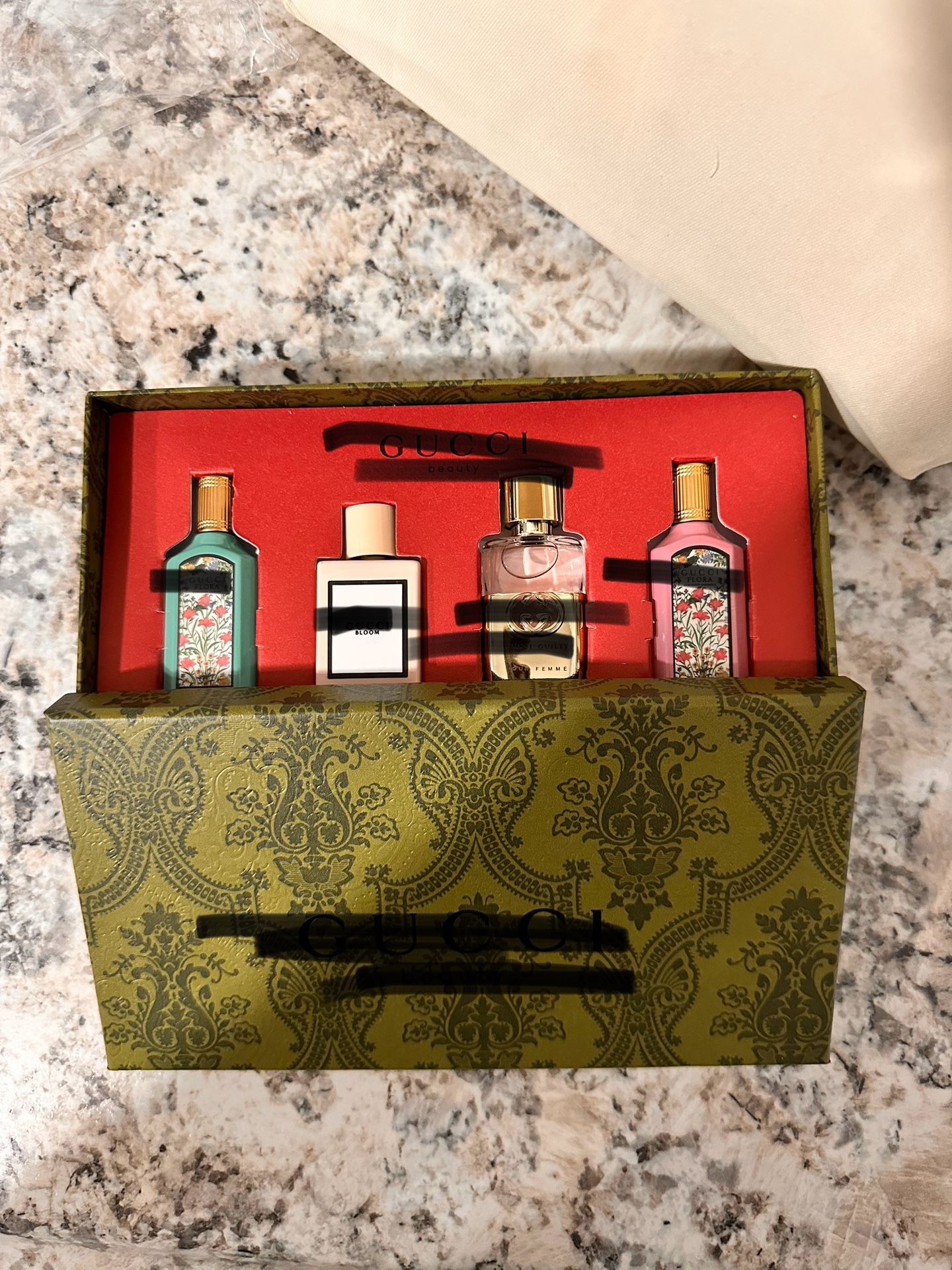 Women’s Sample Perfume