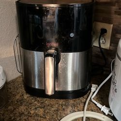 Air fryer 