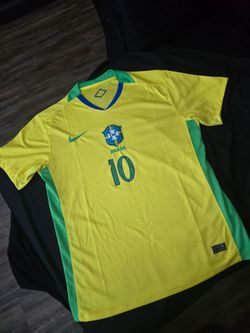 Brazil Neymar Jr Nike Jersey XL (Fits like a Large)