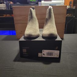 Sz 11m New Vionic Olive Boots 