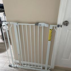 Baby/Pet Gate 