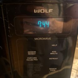 Wolf Microwave 