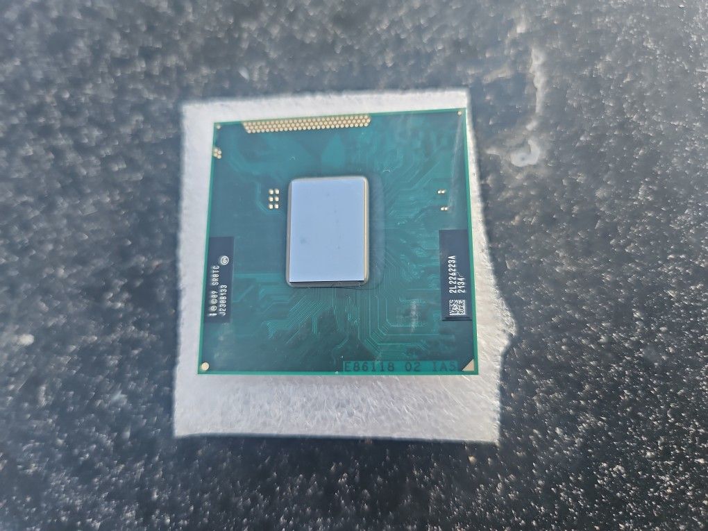 Intel Core i3-2328M CPU