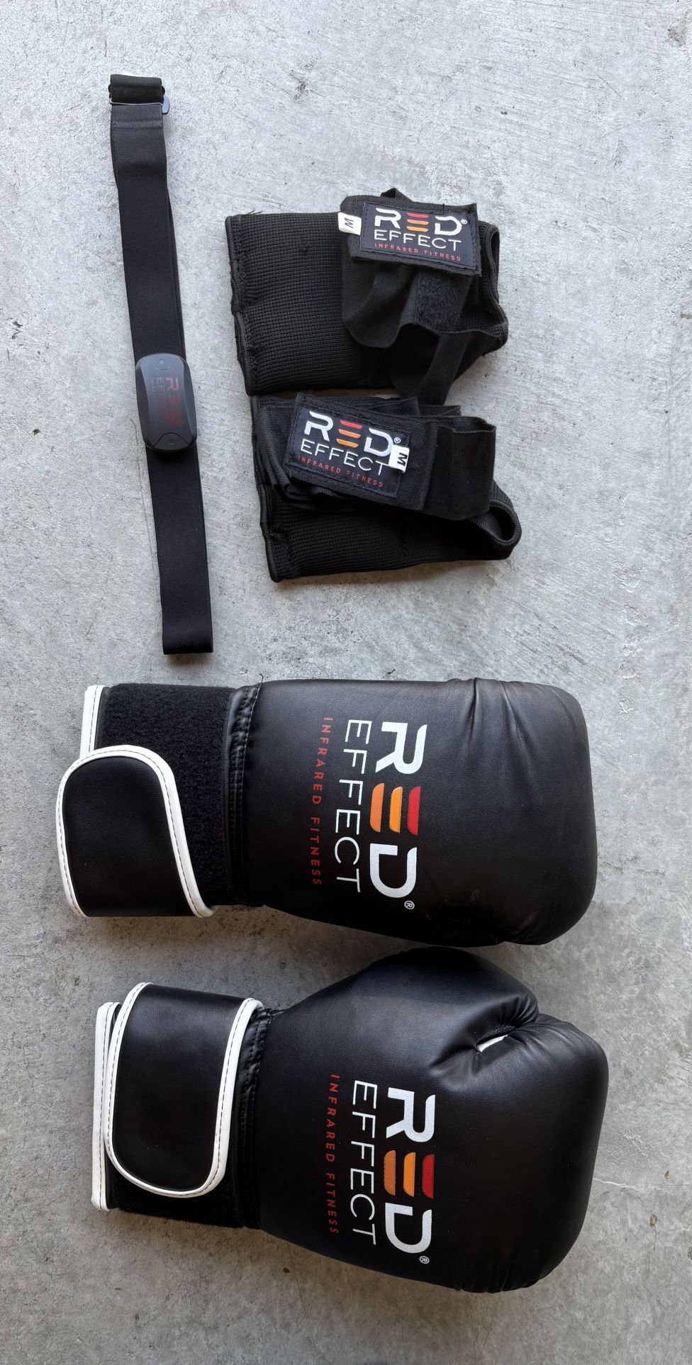 Boxing Gloves with Gel Handwraps