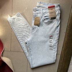 NEW LEVI'S 721 High Rise Skinny Women Jeans 29/28 Frostbite Light Wash