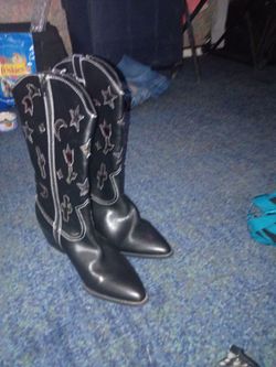 Cowgirl boots for sale