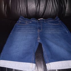 Signature Studio Shorts (Size 14)