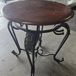 $25, Side Table, Measurements In Picture. Grand Teton And Decatur. North/ West Las Vegas.