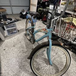 vintage  beach cruiser 