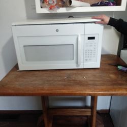 GE Under hood Microwave 