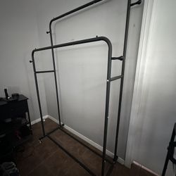 Rolling Clothes Hangar Rack 
