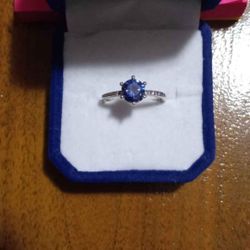 New .925 Sterling Silver Blue Topaz Ring Size 7 
