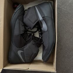 Nike Fury Men’s Wrestling Shoes Sz 14