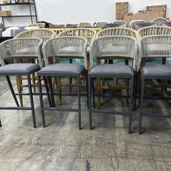 PURPLE LEAF Counter Height Bar Stool Set of 4 Patio Bar Stools Modern Bar Height Stools Wicker Bar Height Chairs (small scratch)