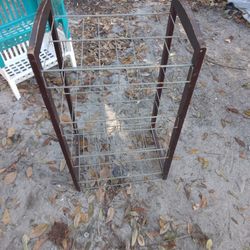 Wire Selves, 3.5' ÷ Tall