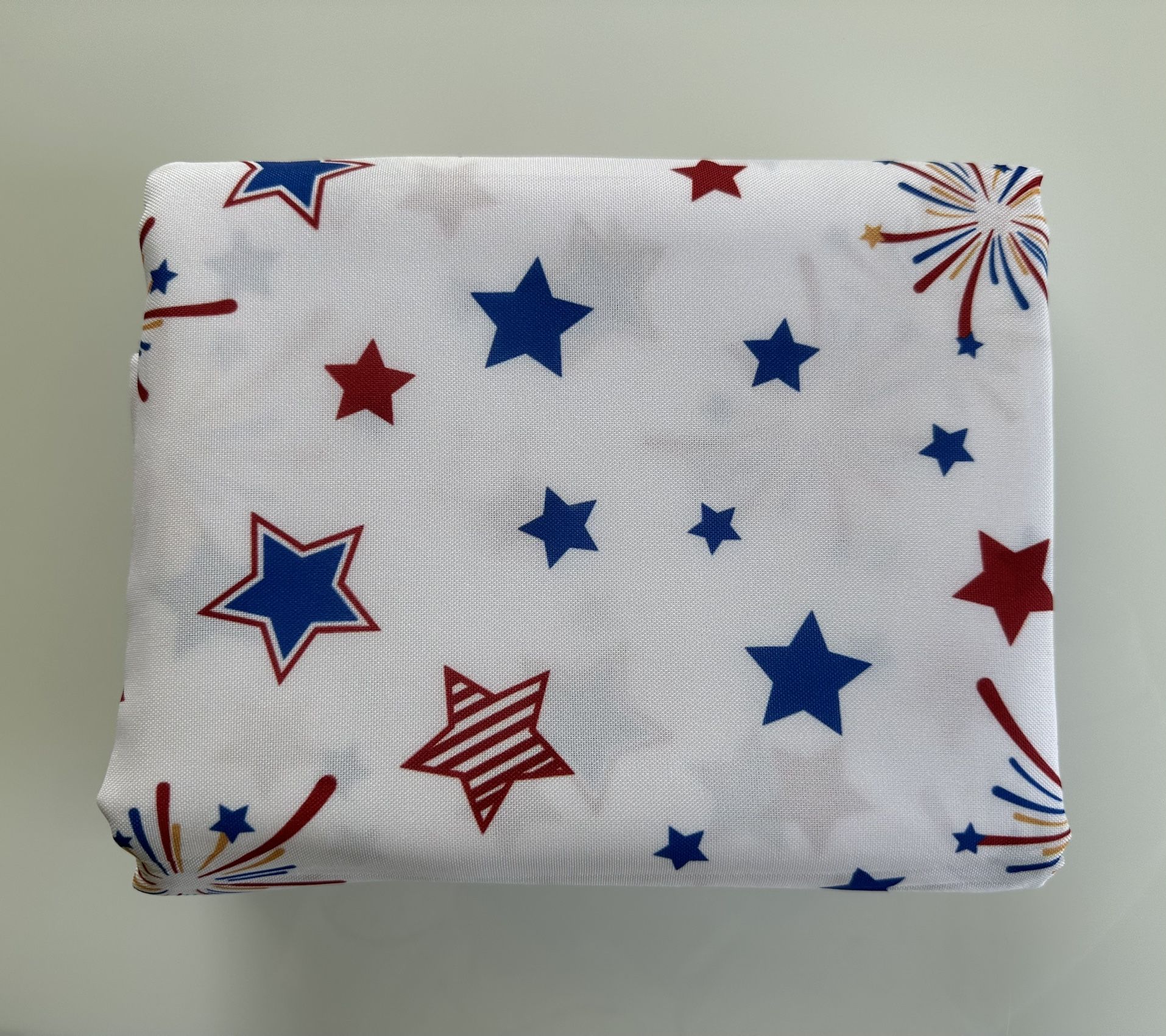 BRAND NEW Patriotic Tablecloth Red, White, Blue, 60 x 104 inches, Table Cover.