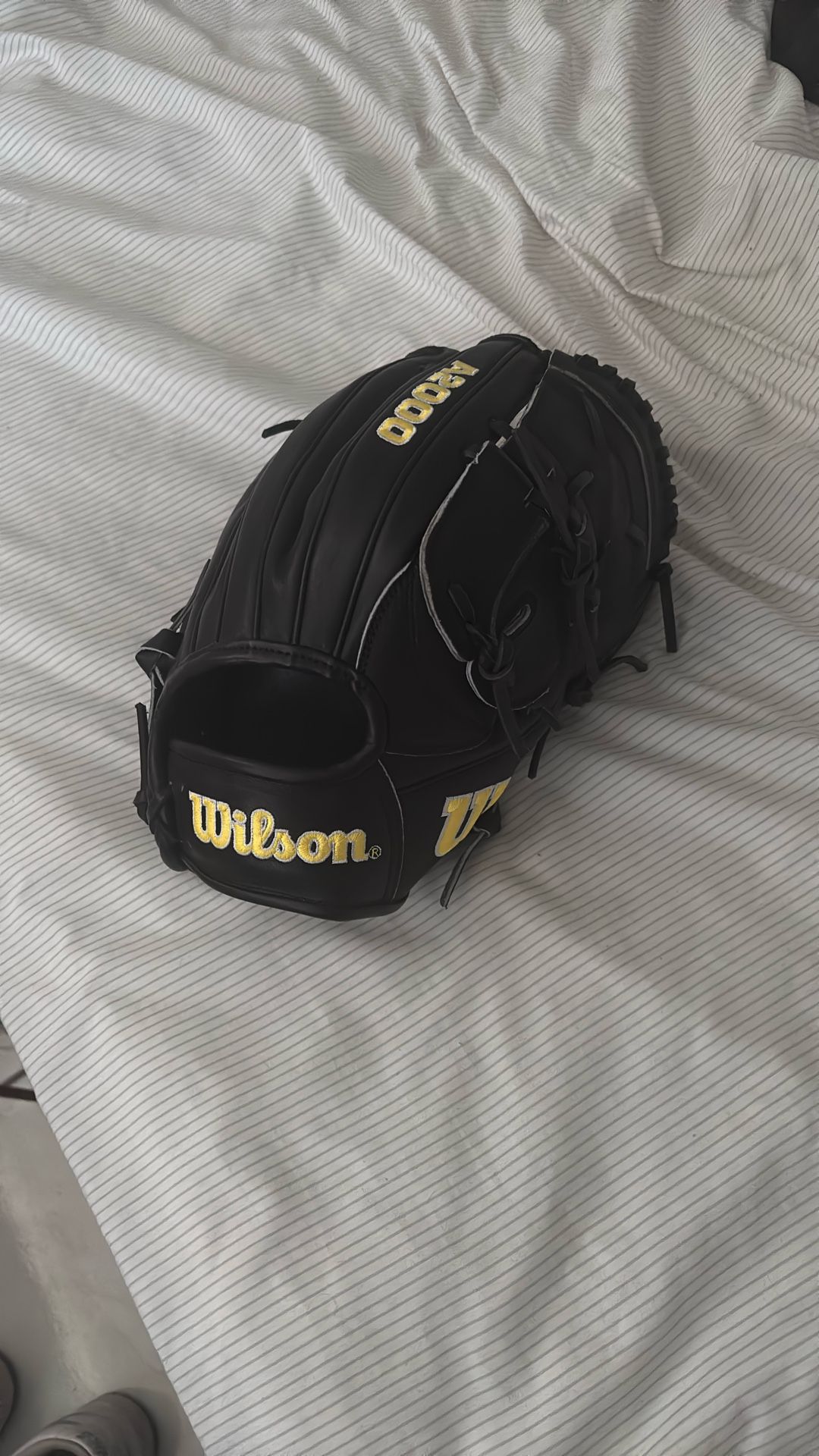 Wilson A2000