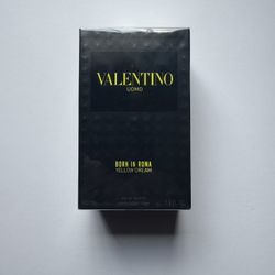 Colognes And Perfumes 