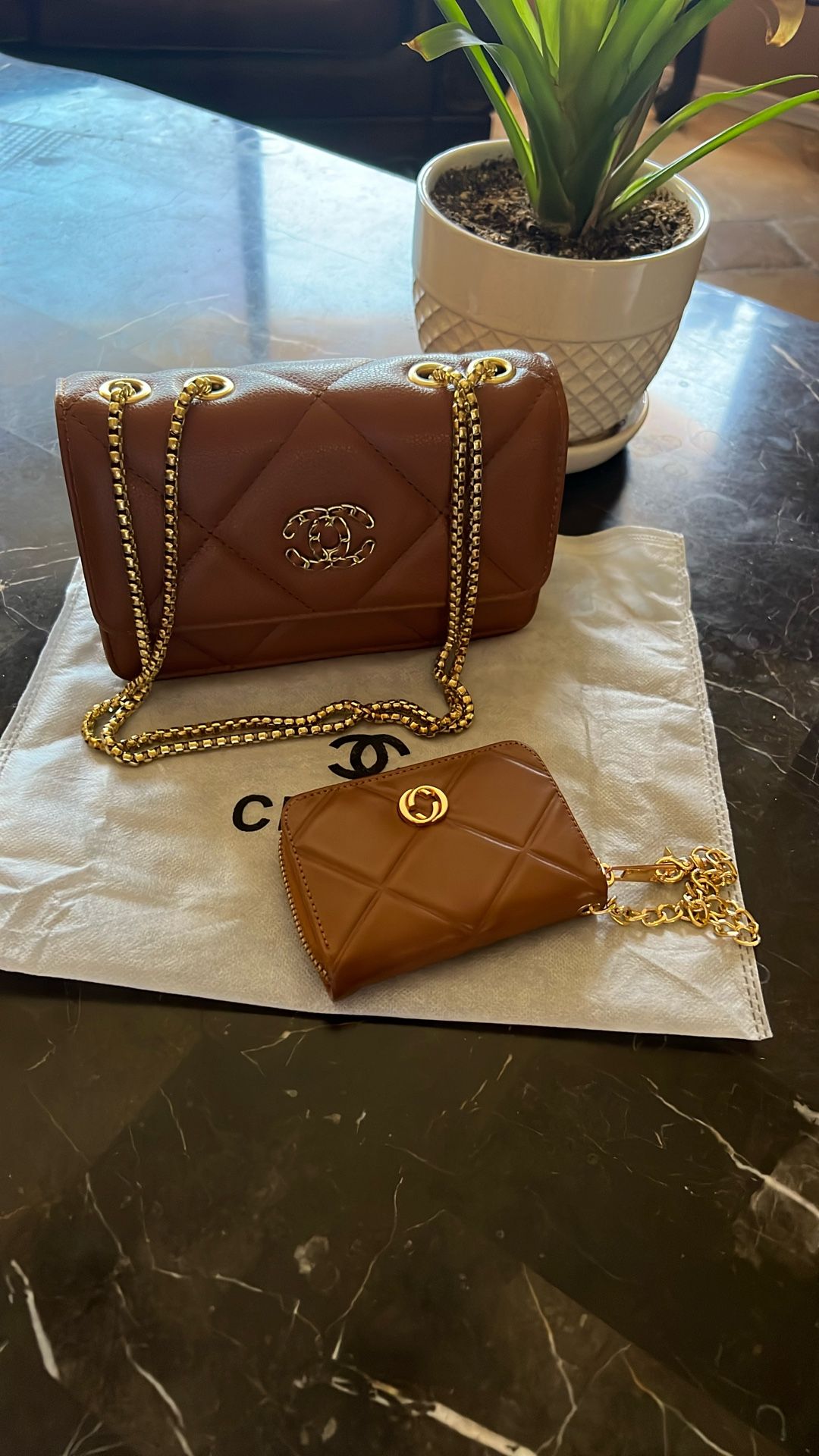 Caramel Crossbody / Shoulder Bag