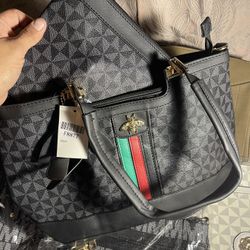 Handbags 