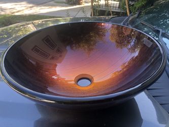 Bathroom sink vessel