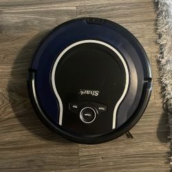 Shark robotic Vacuum Cleaner 