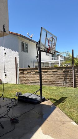 Free Portable Basketball Hoop with Backboard