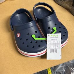 Junior crocs 2025 size 3