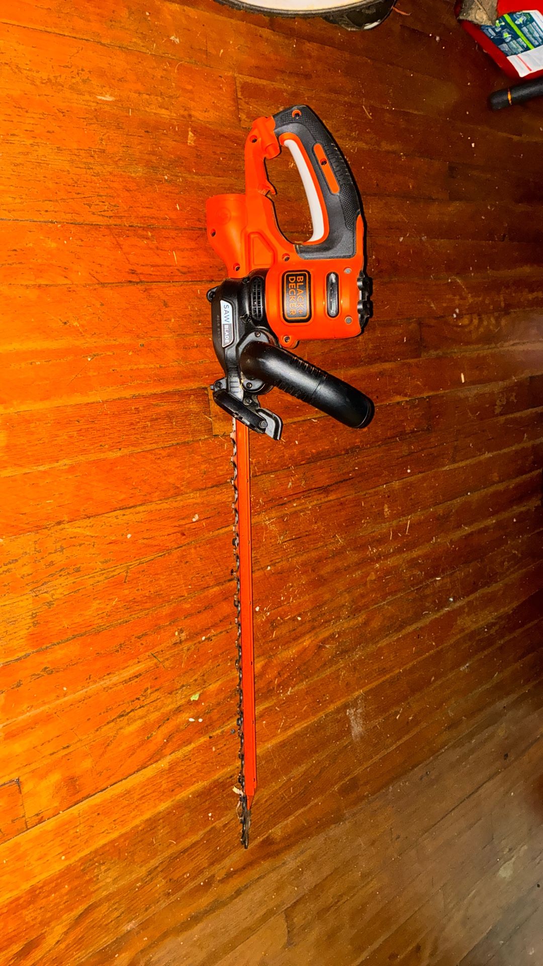 BLACK+DECKER Electric Hedge Trimmer With Saw