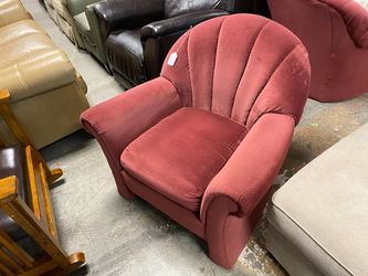 Crimson Red Shelled Back Small Chair