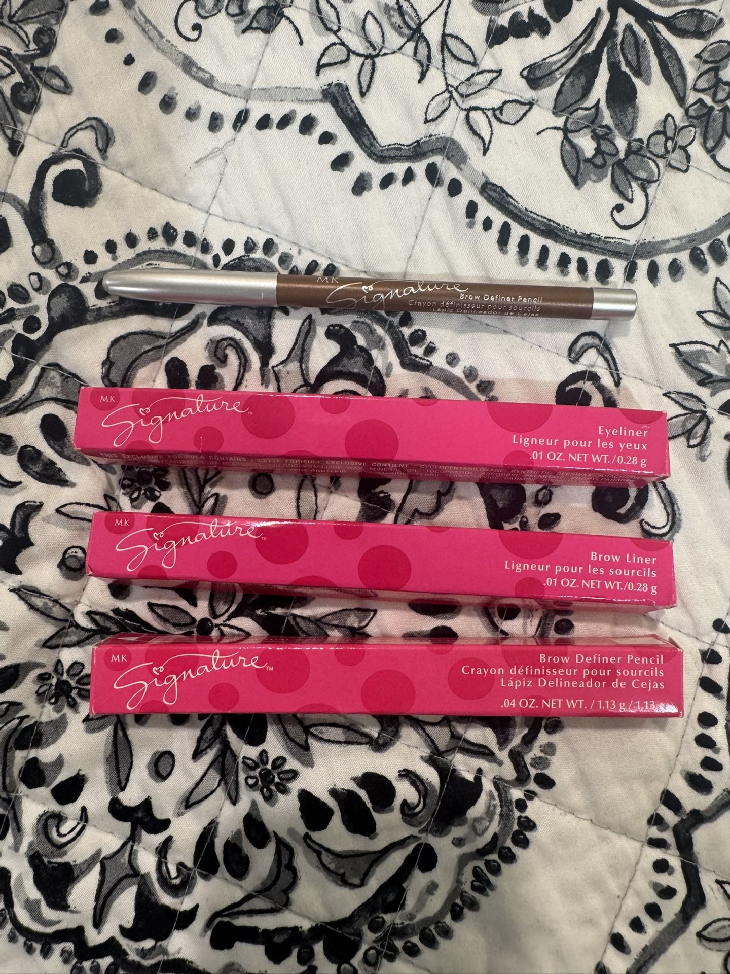 MK Signature Eyeliner