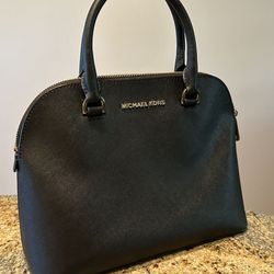 Mk purse