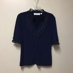 Women’s SIMONTON SAYS Polyester/spandex blue short sleeve button front top… Size small