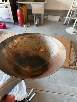Wok pan