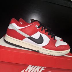 Nike Dunk Low ‘Split Chicago’