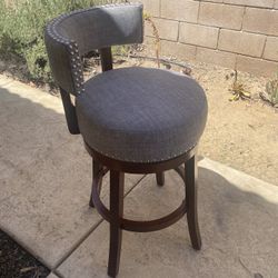2 Bar Stool Chairs