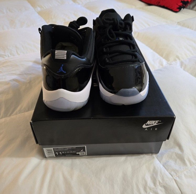 JORDAN 'SPACE JAM' 11s LOWS